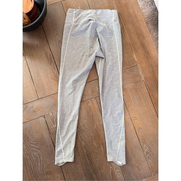 Gymshark Speed Leggings Green and Grey Stripes Women’s Size Small - Picture 4 of 11